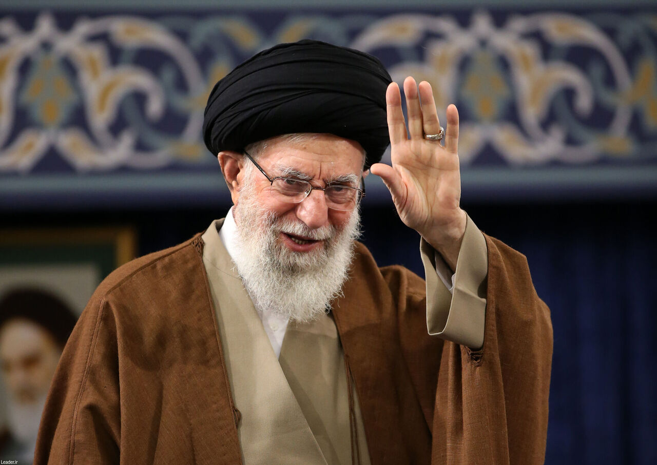 کمک ۵ میلیاردی رهبر معظم انقلاب برای آزادی زندانیان نیازمند